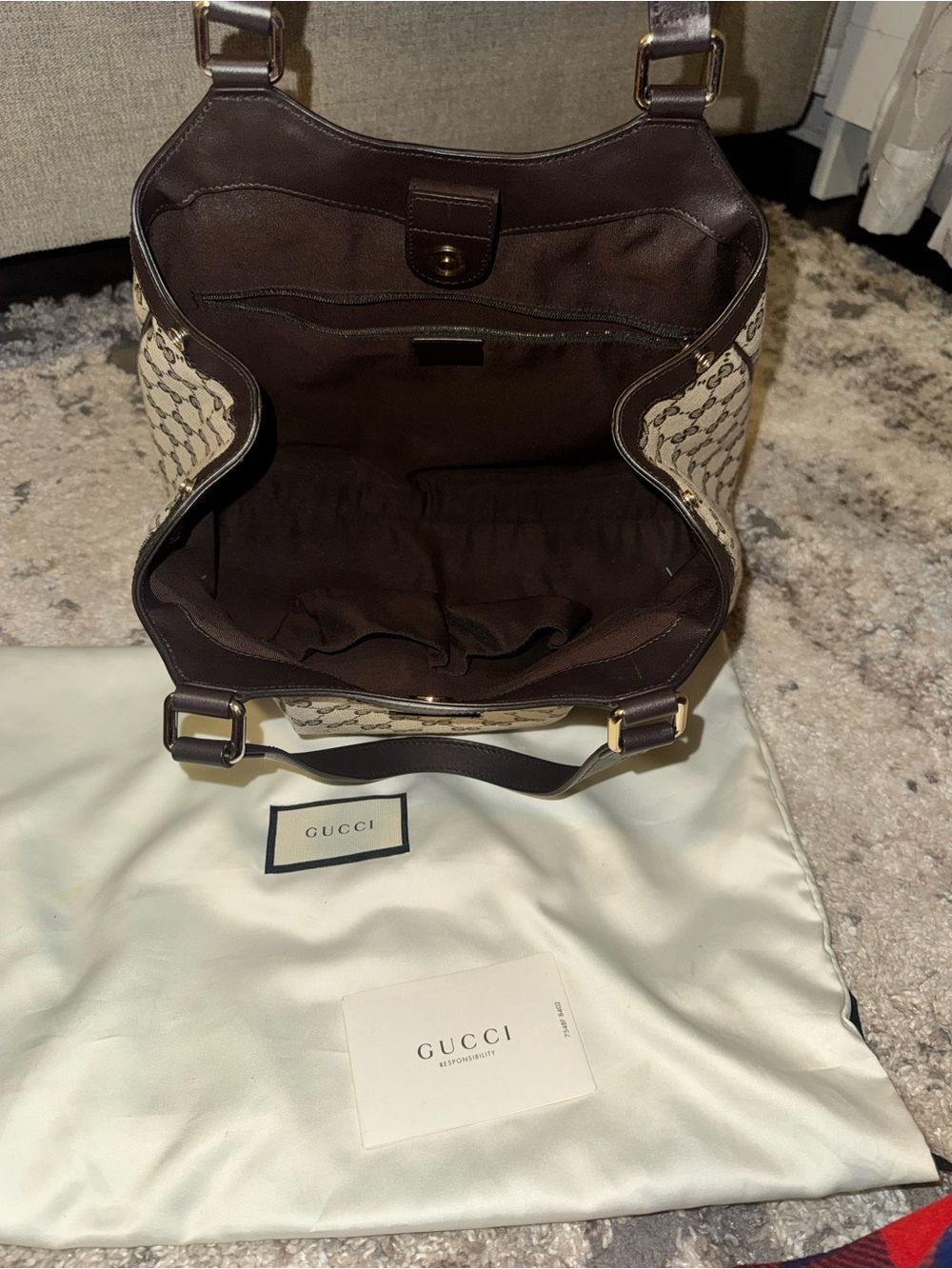Gucci Canvas Sukey Medium- New Without tags. - Picture 7 of 16